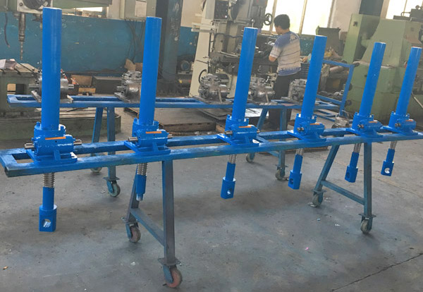 蝸輪絲桿升降機